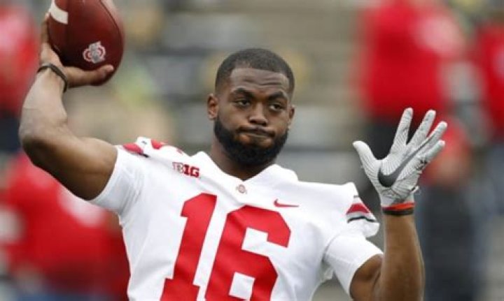 JT Barrett Age, Girlfriend, Height, Weight, Body Stats, NFL Career