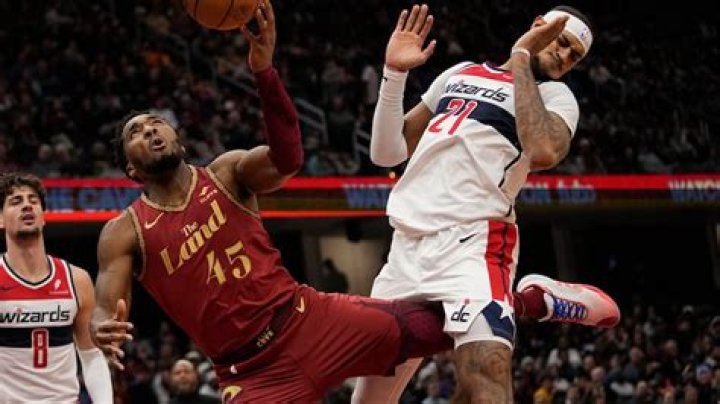 Max Strus scores 24 points, Cavaliers rout Wizards 140-101