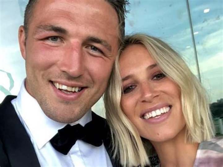 Phoebe Burgess’ sex confession after divorce on Under the Gloss podcast
